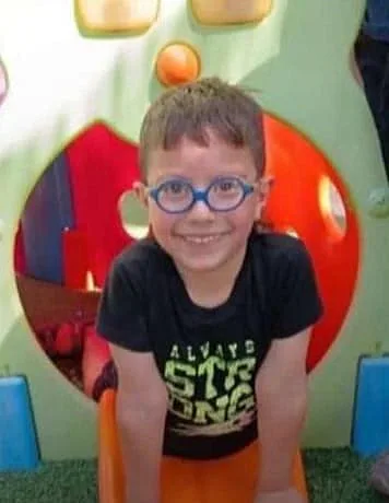 קרם אסדי בן ה-8 שנספה בשריפה בדיר אל אסד