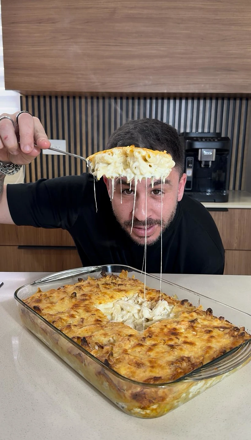 פסטה מוקרמת