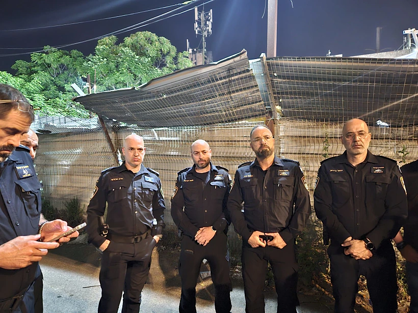 השוטרים בזירת הרצח בתל אביב