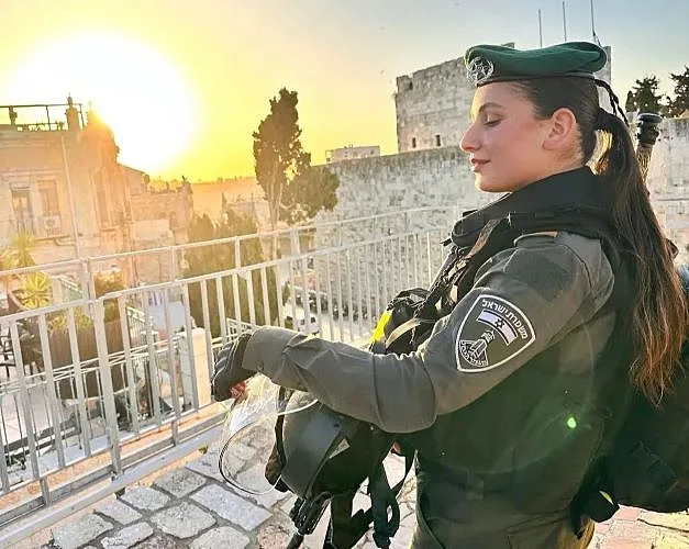 סמל-שני רווית אסייג, לוחמת מג"ב שנפלה בקרב על יכיני ב-7 באוקטובר