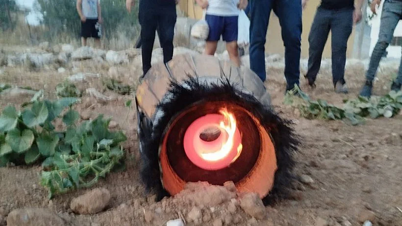 שברי מיירט בעיירה הפלסטינית דהרייה שבדרום הר חברון