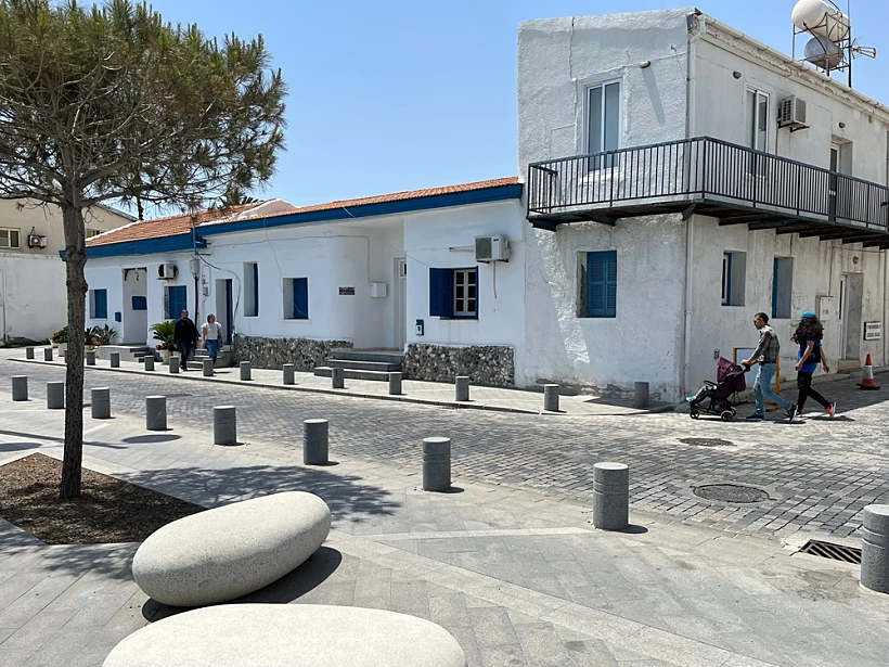 Larnaka,,שכונת סקלה - שכונת סדנאות האמנות לרנקה קפריסין