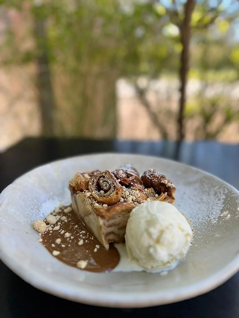 ברד פודינג סינבון בקפה גן סיפור