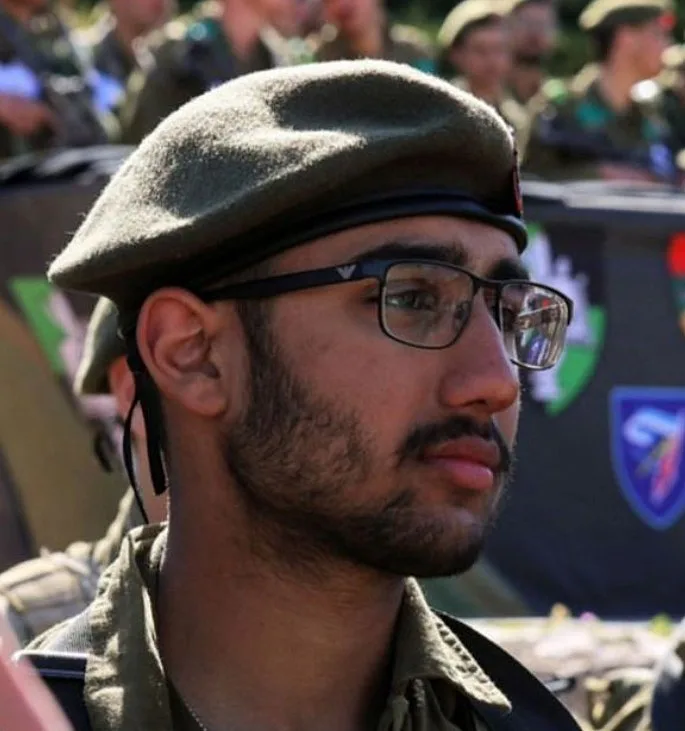 סמל אסף זמיר, שנפל בקרב בח'אן יונס