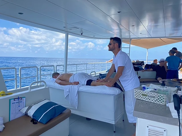 שייט הולידיי במרינה הרצליה