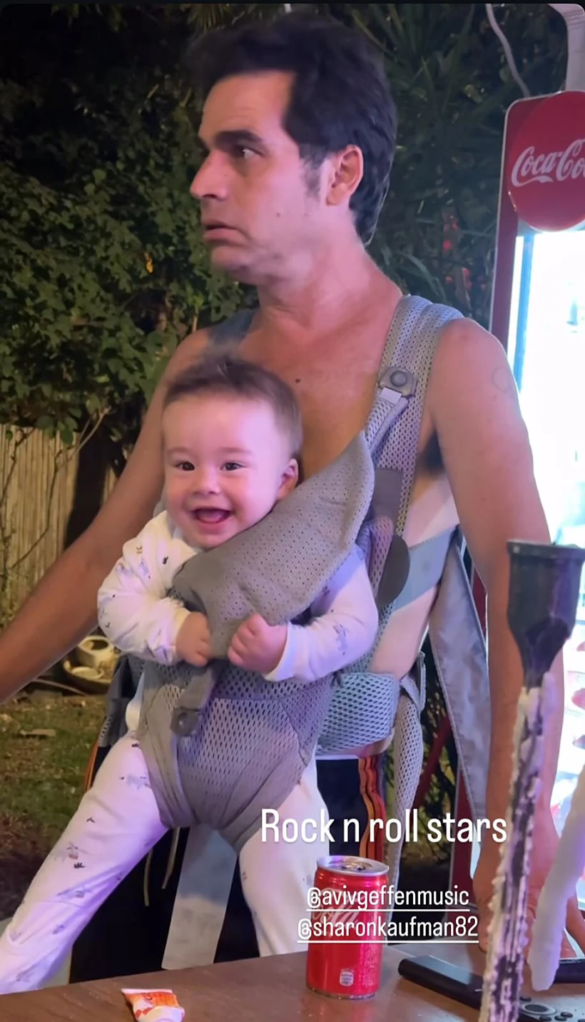 אביב גפן ובנו ג'ון