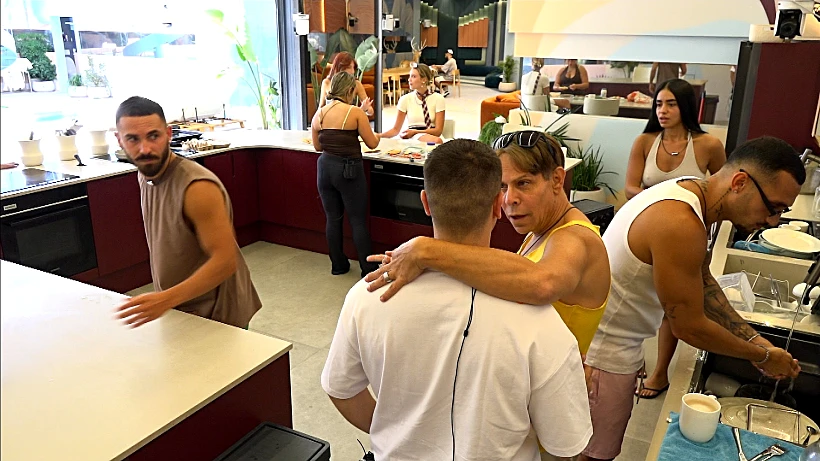 דיירי הבית אחרי הכניסה השנייה