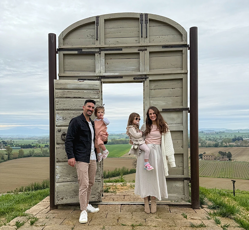 משפחת טל - דניאל ואורן והילדות