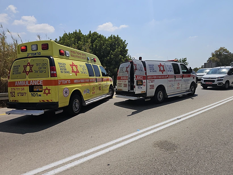 אמבולנס (ארכיון)