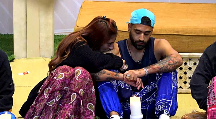 נתנאל ומאי במשימת הודו