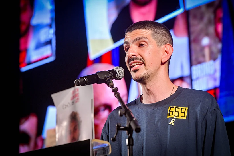 אור לוי בכיכר החטופים