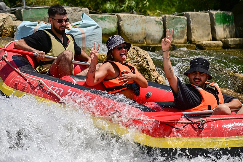 מבלים בקיבוץ אמיר שבגליל העליון