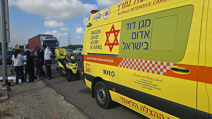 זירת התאונה בכביש 4