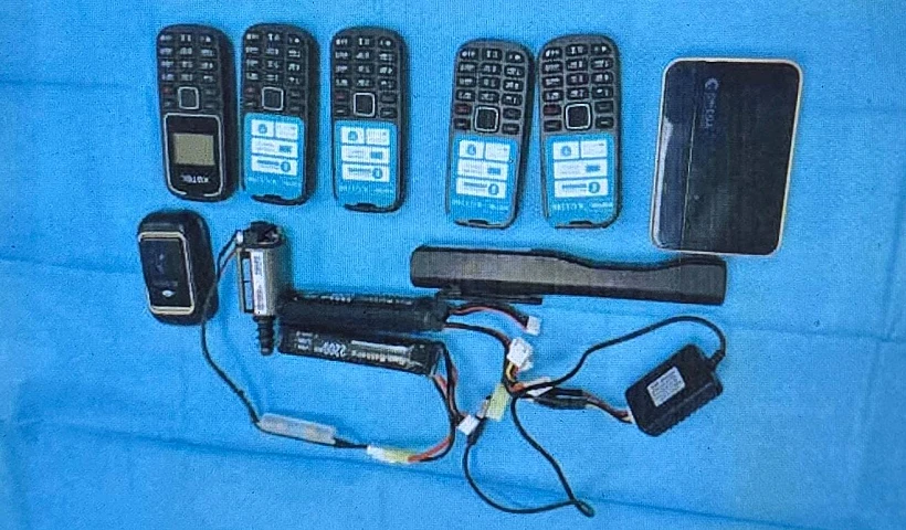 הפריטים שנתפסו אצל החשוד שהיו עתידים לשמש להכנת מטענים