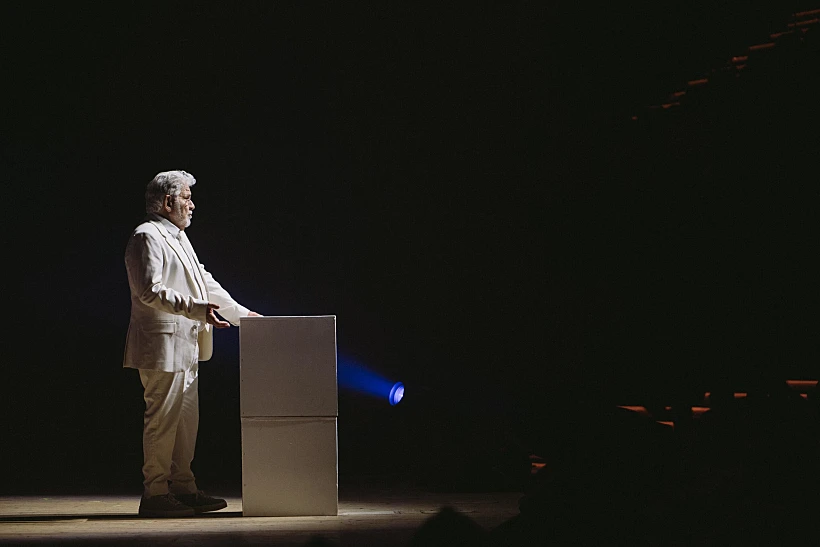 יוסי אלפי ב"נאומים נגד הייאוש"