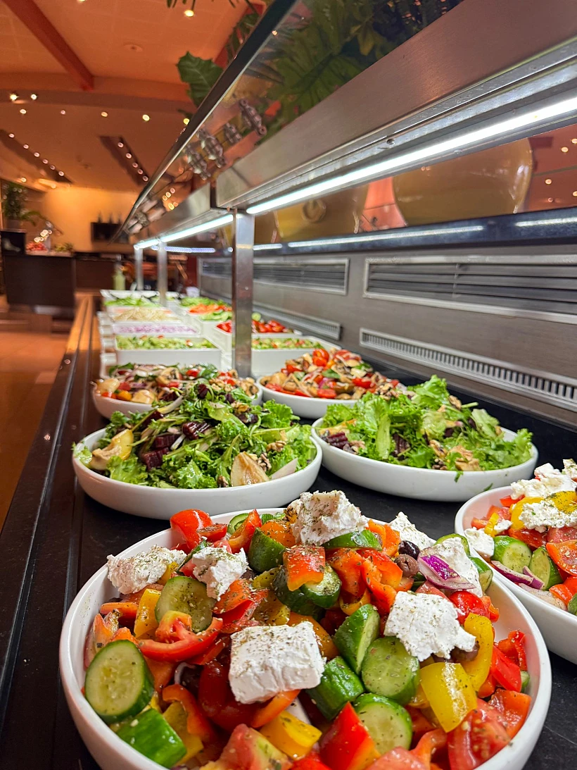 בופה בוקר, מלון דן