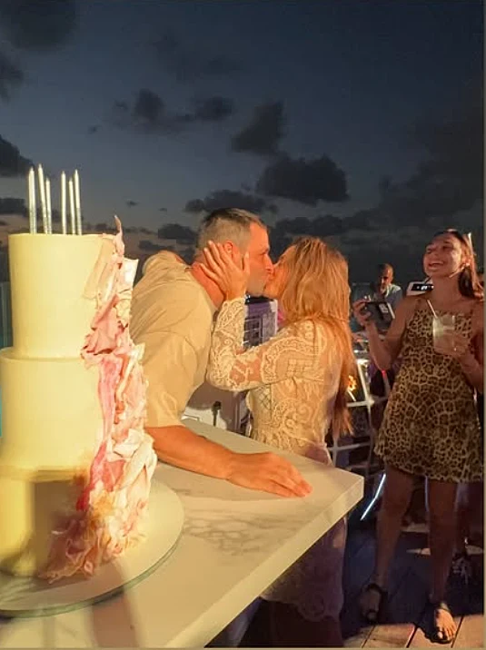 רותם סלע ובעלה אריאל רוטר