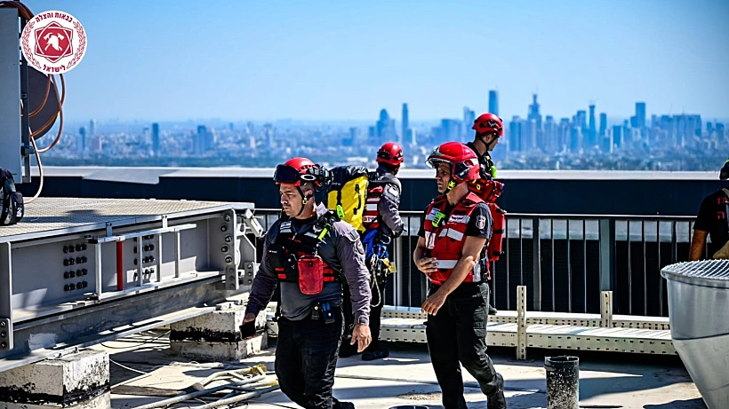 חילוץ הפועלים במגדל ביג פאשן בגלילות