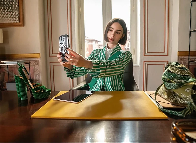 לילי קולינס מתוך "אמילי בפריז"