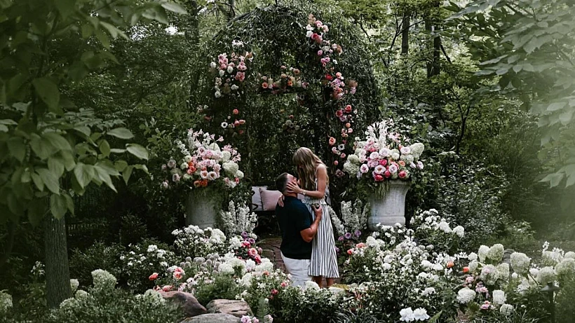 טיילור סוויפט וטראוויס קלסי