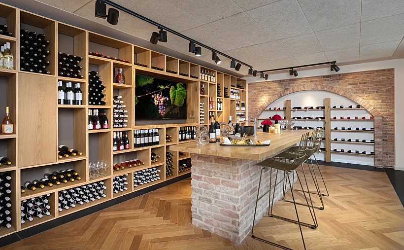 מרתף יין וסדנאות, בדרים איילנד ריזורט