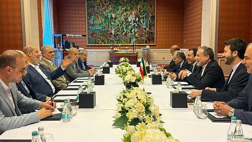 בכירי חמאס בפגישה בקטר