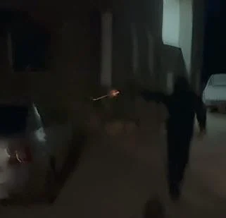 יורים לכל עבר בשכונת מגורים בסכנין