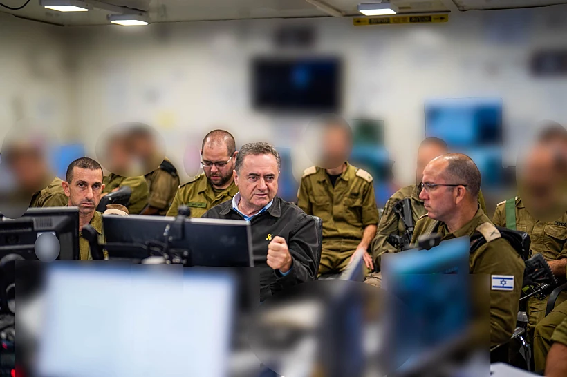 שר הביטחון ישראל כ"ץ עם כוחות אוגדה 162 בעזה