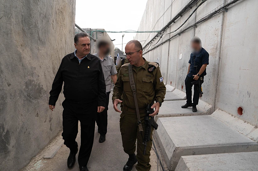 שר הביטחון ישראל כ"ץ עם כוחות אוגדה 162 בעזה