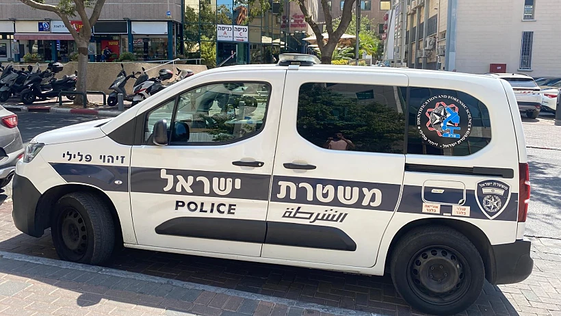 ניידת משטרה ברמת החייל בתל אביב