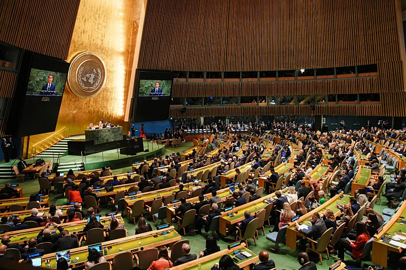 נשיא צרפת עמנואל מקרון מכריז על הכרה במדינה פלסטינית בעצרת האו"ם