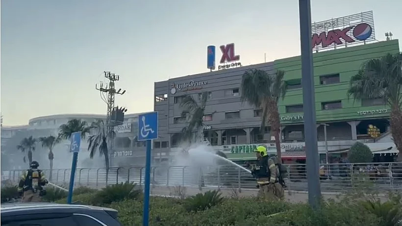כוחות כיבוי אש בזירת נפילת הכטב"ם באילת