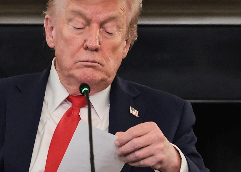 טראמפ והפתק שקיבל מרוביו