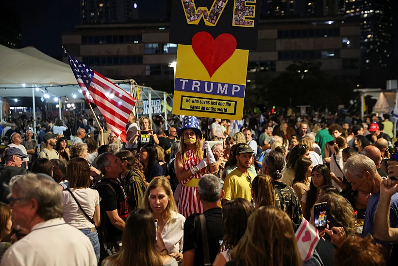 חוגגים בכיכר החטופים, אחרי ההכרזה על העסקה
