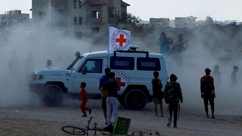 רכבי הצלב האדום ברצועת עזה