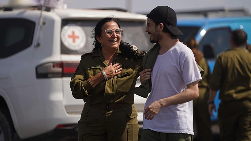 מתן צנגאוקר עם כוחות צה"ל בשטח ישראל