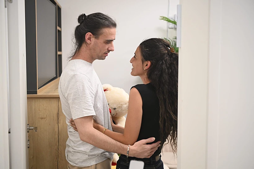 המפגש הראשון של אריאל קוניו וארבל יהוד