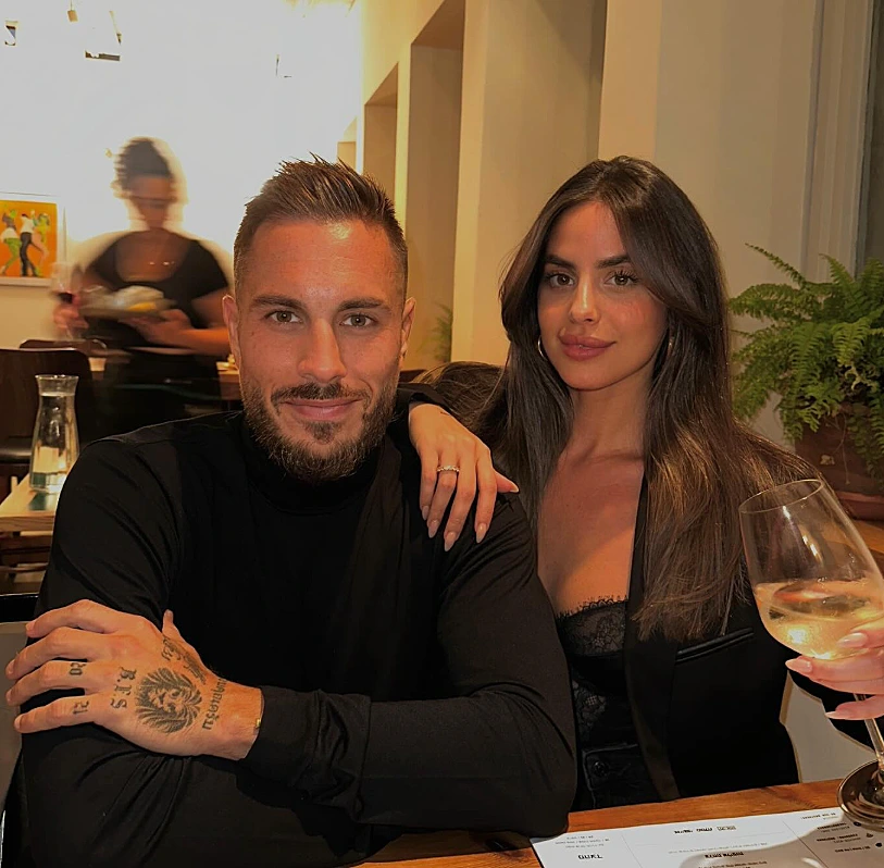 מוריאל לוי, טום אביב