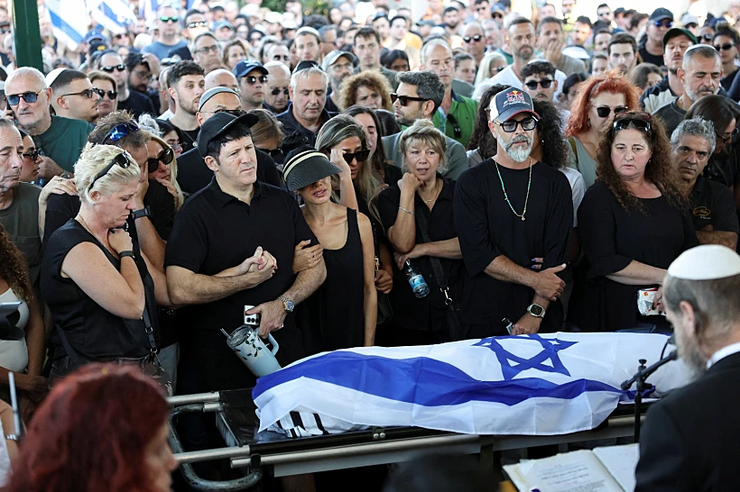 הלווייתו של גיא אילוז ברעננה