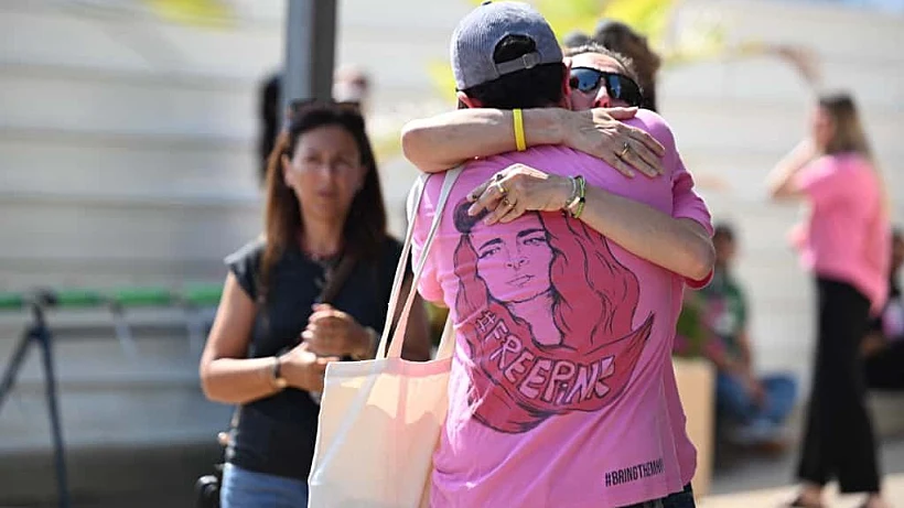 הלוויתה של ענבר הימן בבית העלמין ירקון בפתח תקווה