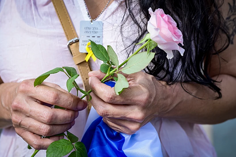 מסע הלוויה של ענבר הימן בראשון לציון