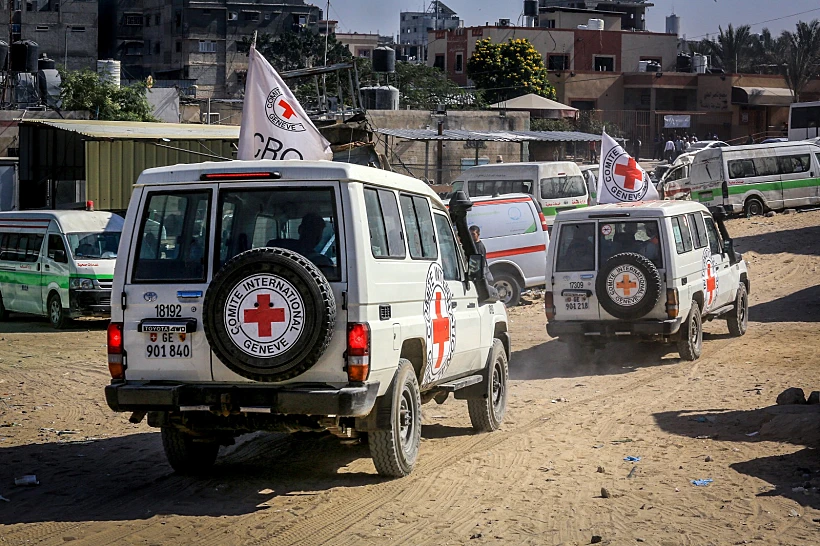 רכבי הצלב האדום ברצועת עזה