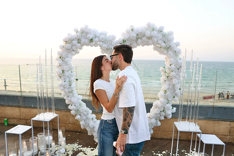 אלי־ה כהן ובת זוגו זיו עבוד