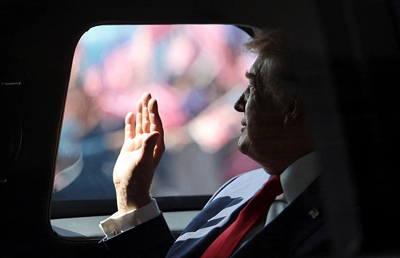 נשיא ארה"ב דונלד טראמפ בהגעתו לפסגה במלזיה