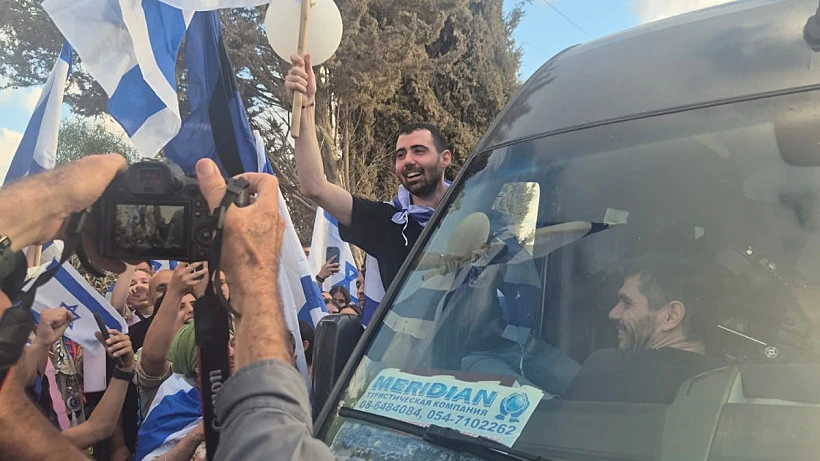 גיא גלבוע דלאל חוזר הביתה