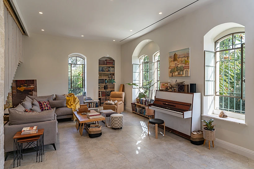 "מוסררה אהובתי", ירושלים