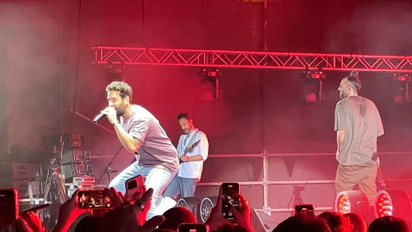 טונה עם רביד פלוטניק בלייב פארק