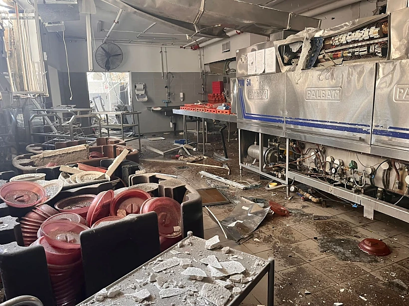 פגיעה ישירה של טיל איראני בבית חולים סורוקה