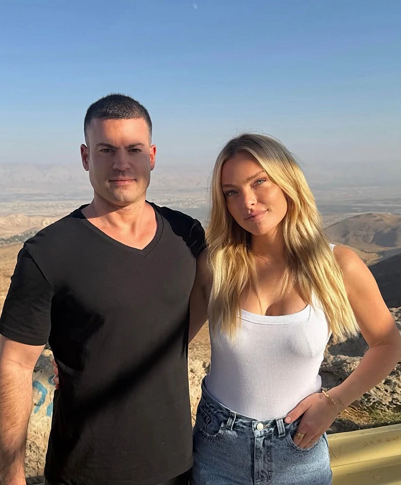 מאור ברוכמן ובן הזוג אמיר