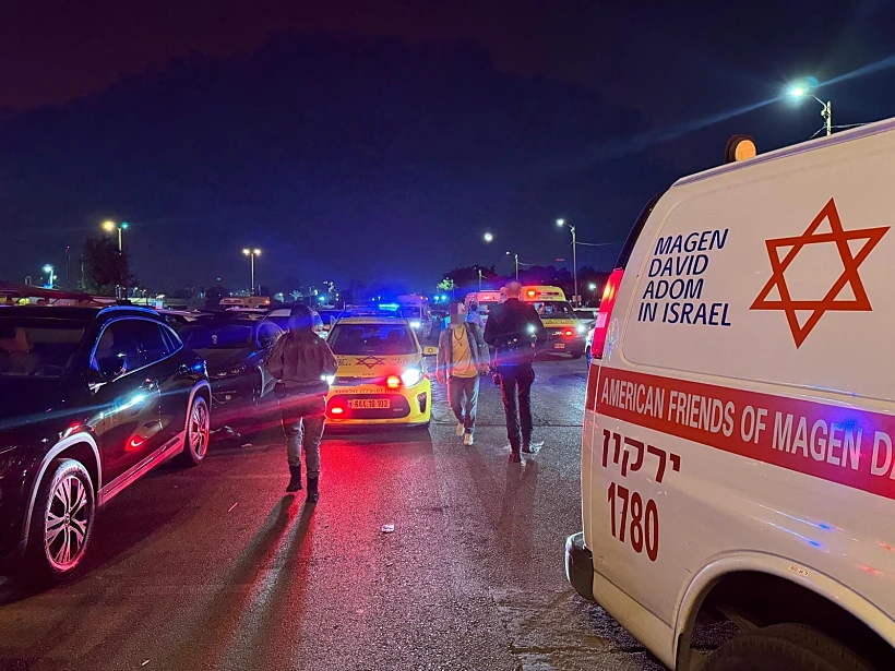 זירת הרצח בחניון גני יהושע בתל אביב